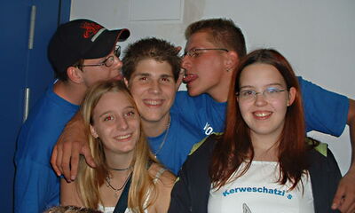 Kerb 2003